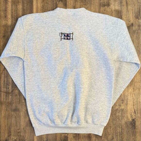 VTG Pastoral Amish Corn Quilt Santee Handmade Embroidered Sweatshirt Sz Unisex S - Picture 12 of 12